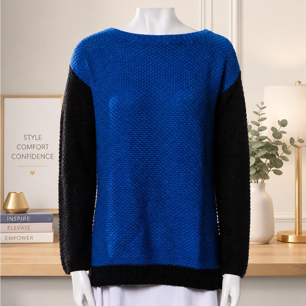 St. John Colorblock Blue & Black Pattern Bateau Neckline Sweater Size: P (Small)